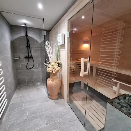 Alpine Retreat & Sauna *
