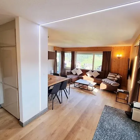 Alpine Retreat & Sauna Апартаменты *