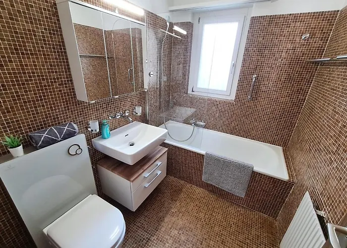 Alpine Retreat & Sauna דיסנטיס